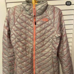 north face light jacket